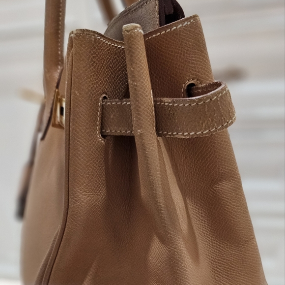 Hermes Birkin 35 Brown ,Leather Tote with Gold Hardware - Picture 2 of 10